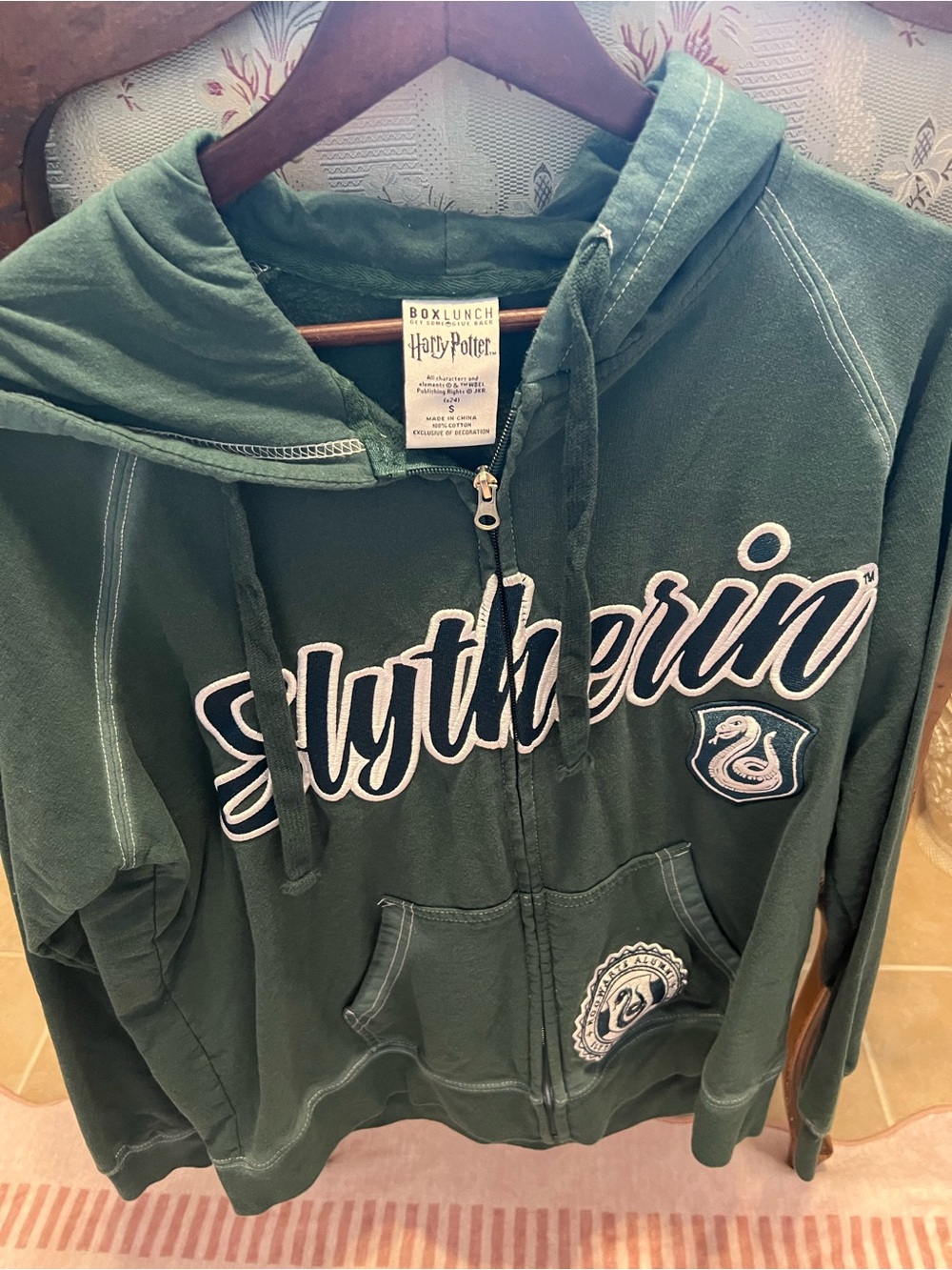 Harry Potter Women’s /Juniors Slytherin Green Zip Hoodie Jacket
